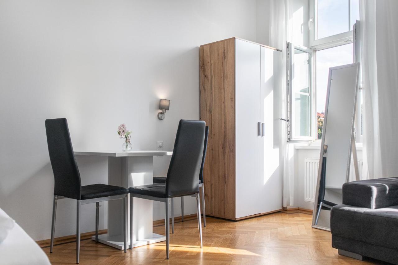 Superb 7br Shared Apartment- Near Hauptbahnhof Appartement *