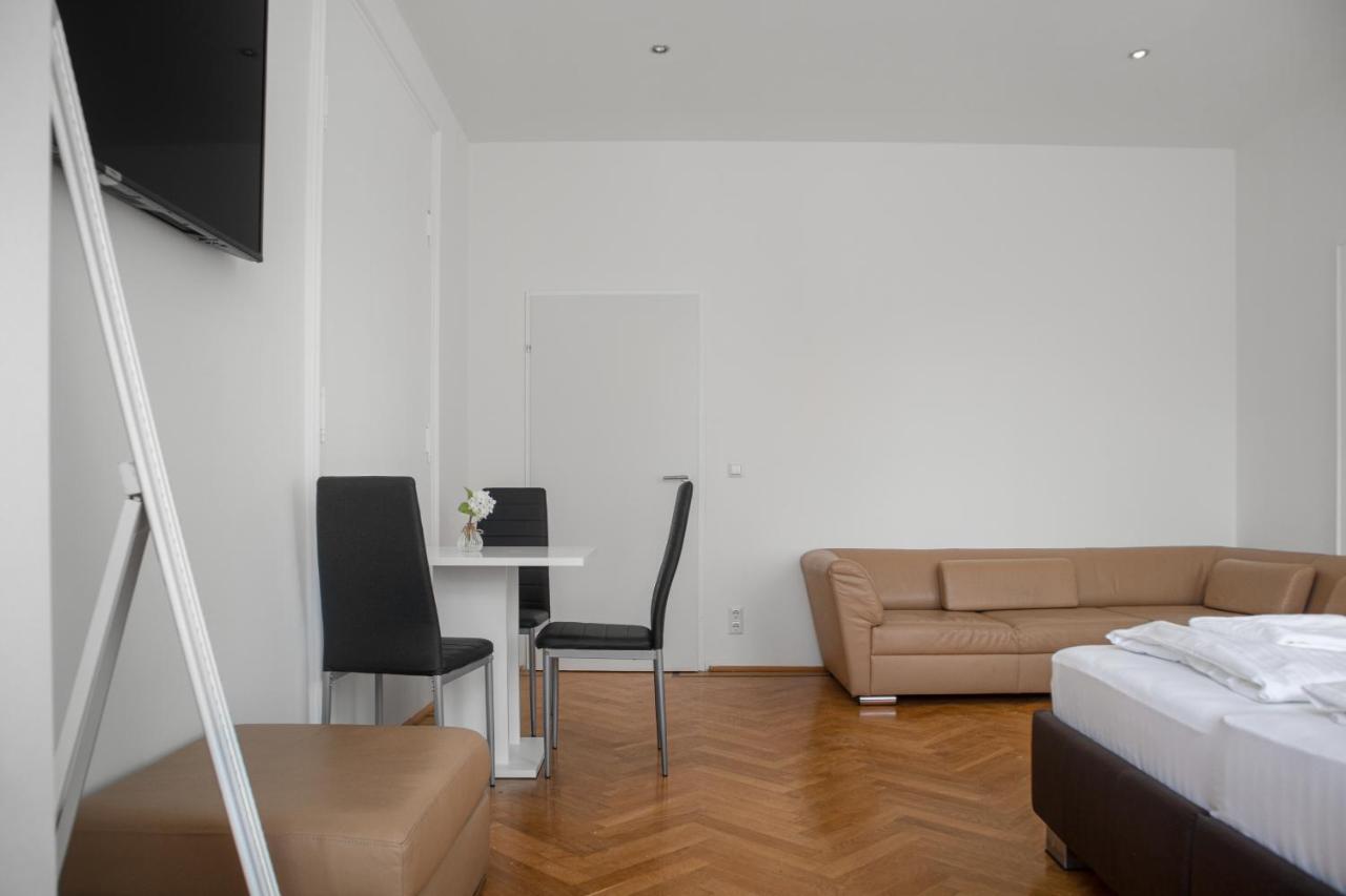 Superb 7br Shared Apartment- Near Hauptbahnhof Appartement
